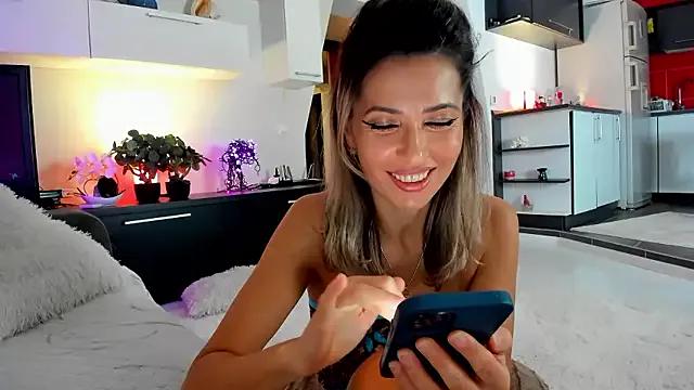 MissSmiley26 from StripChat