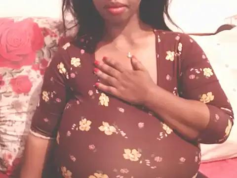 MissTits from StripChat