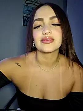Missvaleriewells from StripChat is Freechat