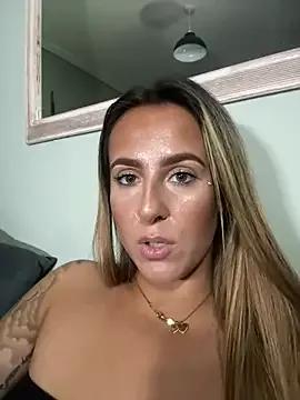Girls: discover live performances with matured cam models, from teasing to fixations, in a variety of stunning live sex cams.
