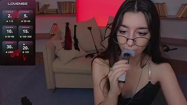 Mistress__Marcelline from StripChat is Freechat