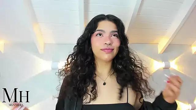 MizzHell from StripChat
