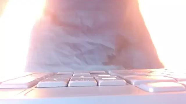 Girls: discover live performances with matured cam models, from teasing to fixations, in a variety of stunning live sex cams.