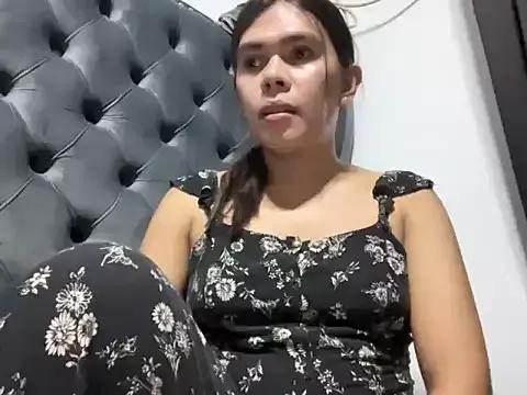 Girls: discover live performances with matured cam models, from teasing to fixations, in a variety of stunning live sex cams.