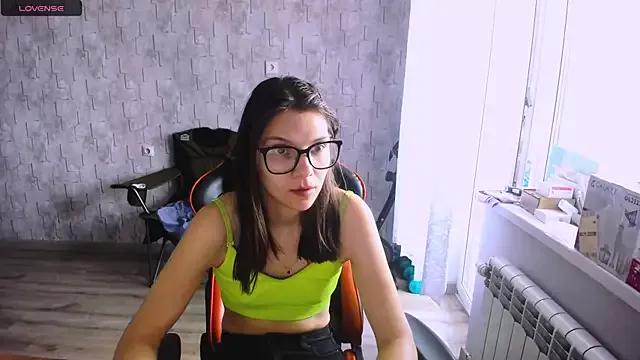 MollyLollipop from StripChat