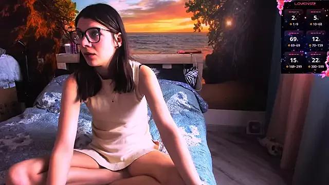 MollyLollipop from StripChat