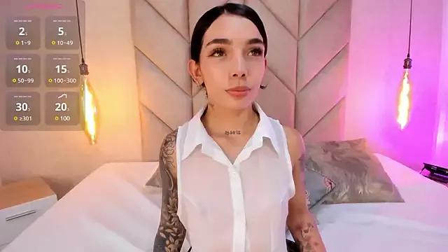 Girls: discover live performances with matured cam models, from teasing to fixations, in a variety of stunning live sex cams.