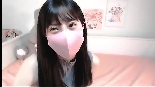 MOMO_ROSE from StripChat