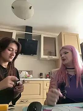 moon_couple from StripChat is Freechat