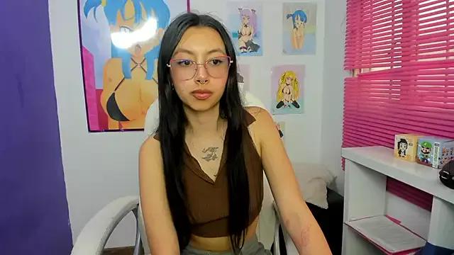 Girls: discover live performances with matured cam models, from teasing to fixations, in a variety of stunning live sex cams.