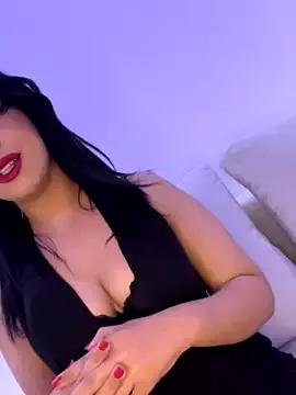 Mouuna_2002 from StripChat