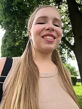 Murrrgirl from StripChat