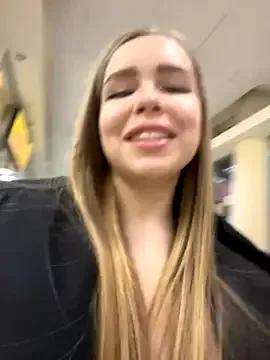 Murrrgirl from StripChat
