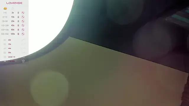 Girls: discover live performances with matured cam models, from teasing to fixations, in a variety of stunning live sex cams.