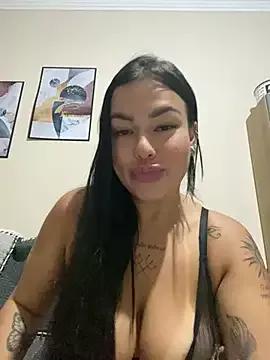 NandaMelier from StripChat