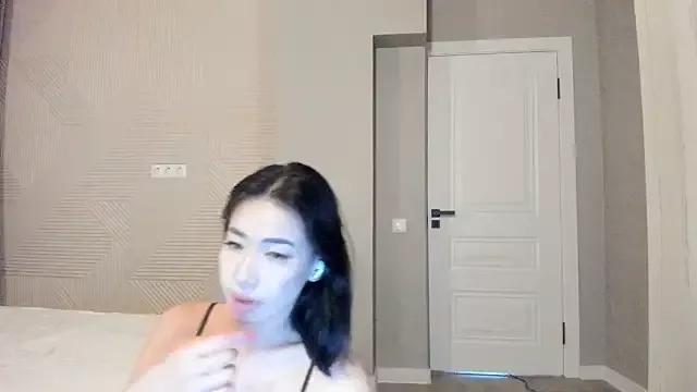 Girls: discover live performances with matured cam models, from teasing to fixations, in a variety of stunning live sex cams.