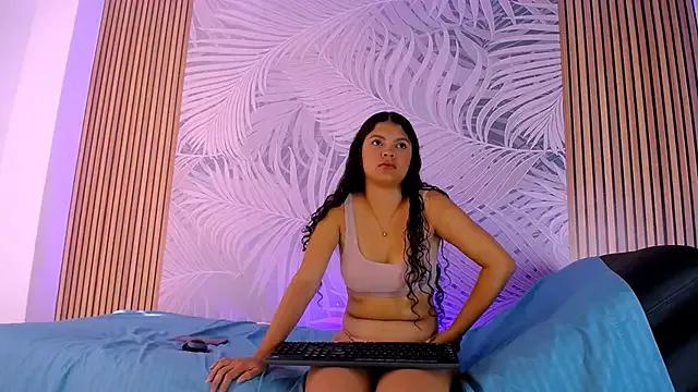 Girls: discover live performances with matured cam models, from teasing to fixations, in a variety of stunning live sex cams.