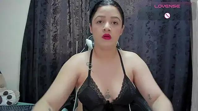Girls: discover live performances with matured cam models, from teasing to fixations, in a variety of stunning live sex cams.