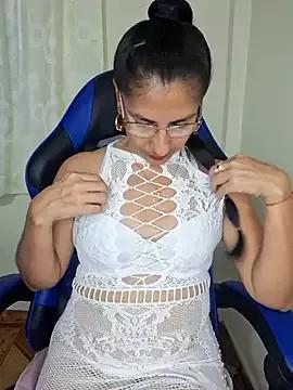 Girls: discover live performances with matured cam models, from teasing to fixations, in a variety of stunning live sex cams.