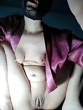NatashaBud from StripChat is Freechat