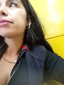 Girls: discover live performances with matured cam models, from teasing to fixations, in a variety of stunning live sex cams.