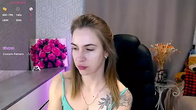 Girls: discover live performances with matured cam models, from teasing to fixations, in a variety of stunning live sex cams.