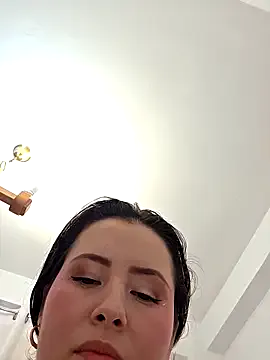 NeredaXxx on StripChat
