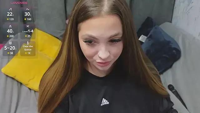 Girls: discover live performances with matured cam models, from teasing to fixations, in a variety of stunning live sex cams.