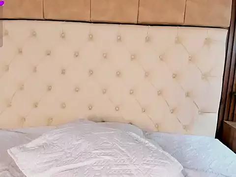 NicollTaylor_ from StripChat is Freechat