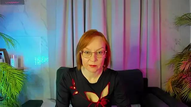 Girls: discover live performances with matured cam models, from teasing to fixations, in a variety of stunning live sex cams.