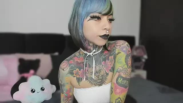 NikkiRamone from StripChat is Freechat