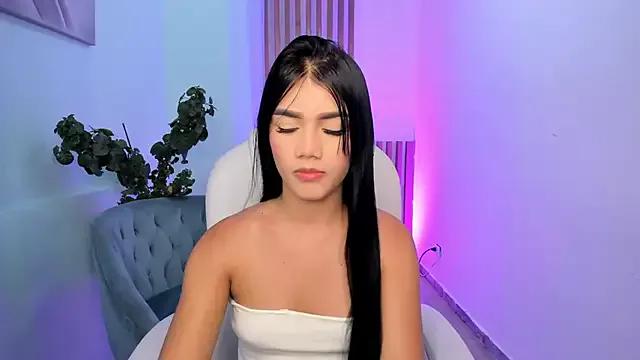 NikolBlows from StripChat is Freechat