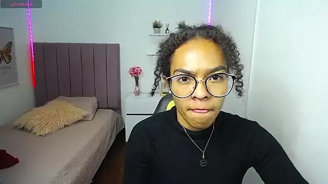 Nina_lovee_ from StripChat