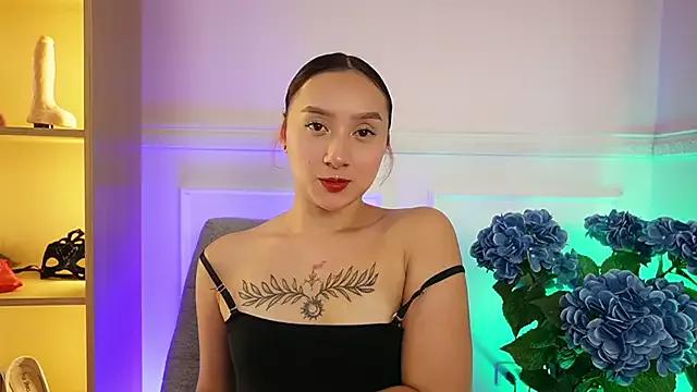NinaCollinss from StripChat is Freechat