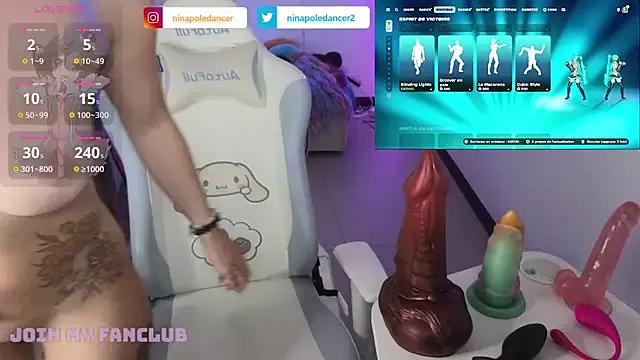 ninapoledance from StripChat