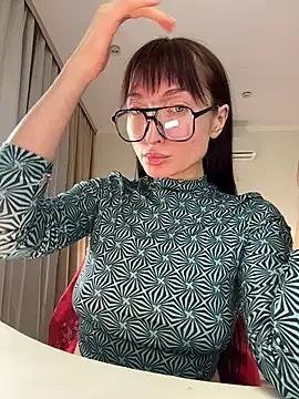 Girls: discover live performances with matured cam models, from teasing to fixations, in a variety of stunning live sex cams.