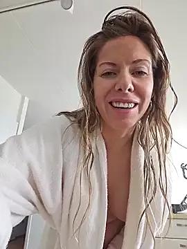 Nova-Lee from StripChat is Freechat