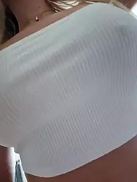 Nova-Lee from StripChat is Freechat