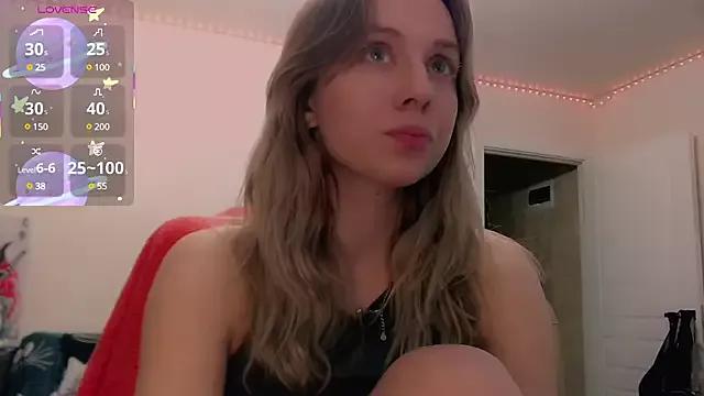 NoVa_SuN from StripChat is Freechat