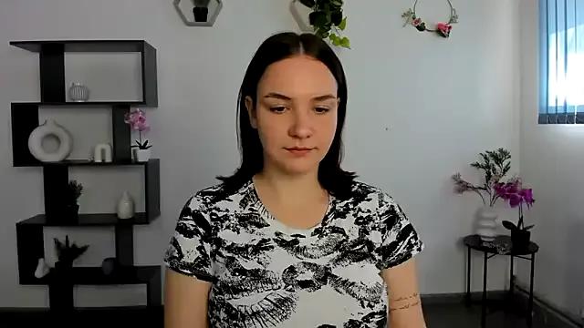 Girls: discover live performances with matured cam models, from teasing to fixations, in a variety of stunning live sex cams.