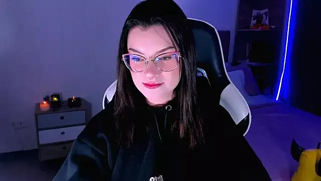 OphelianaRose33 from StripChat is Freechat