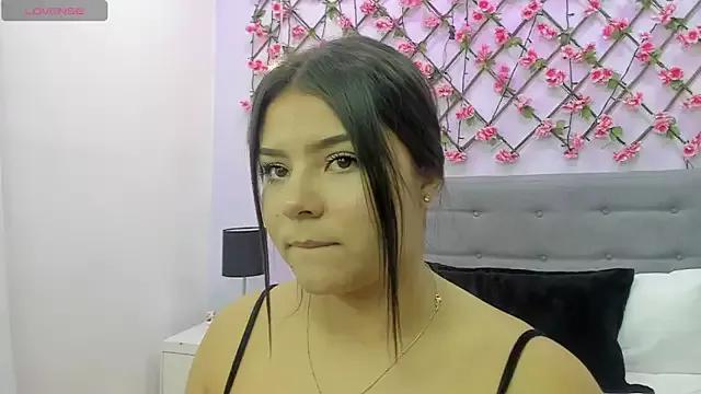Girls: discover live performances with matured cam models, from teasing to fixations, in a variety of stunning live sex cams.
