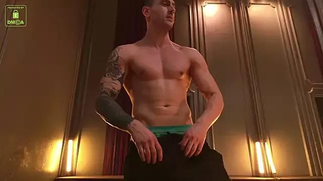 Oscar_Miller from StripChat is Freechat