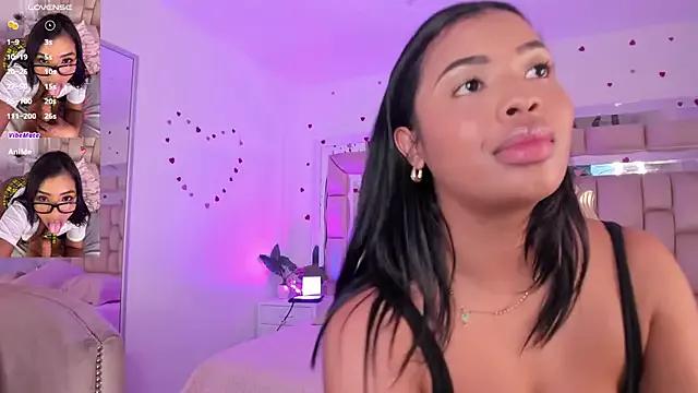 Girls: discover live performances with matured cam models, from teasing to fixations, in a variety of stunning live sex cams.