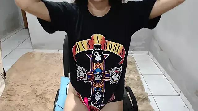 Girls: discover live performances with matured cam models, from teasing to fixations, in a variety of stunning live sex cams.