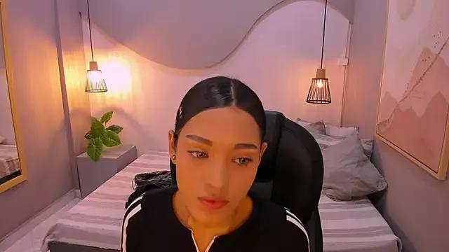 Girls: discover live performances with matured cam models, from teasing to fixations, in a variety of stunning live sex cams.