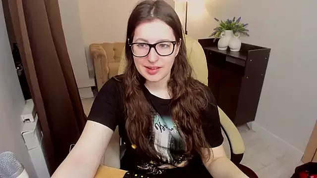 Girls: discover live performances with matured cam models, from teasing to fixations, in a variety of stunning live sex cams.