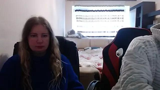 PeterAndJen from StripChat