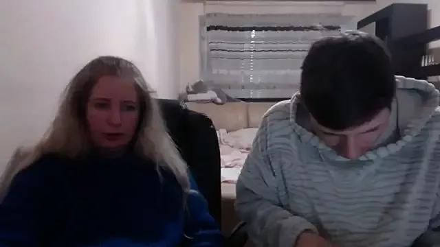 PeterAndJen from StripChat