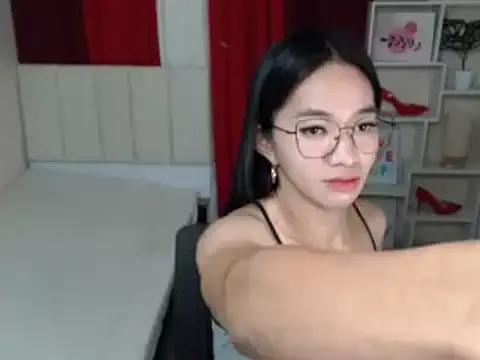 PetiteAsiamMarian from StripChat is Freechat